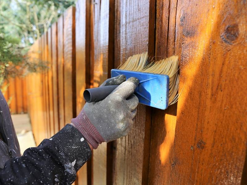 Tampa Bay area wood stain options